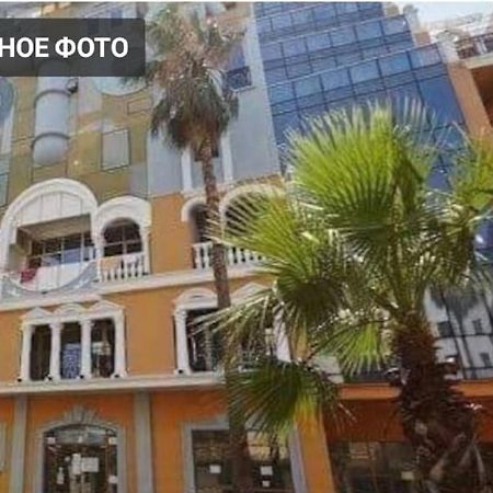 Apartament On Rustaveli Batoumi Extérieur photo
