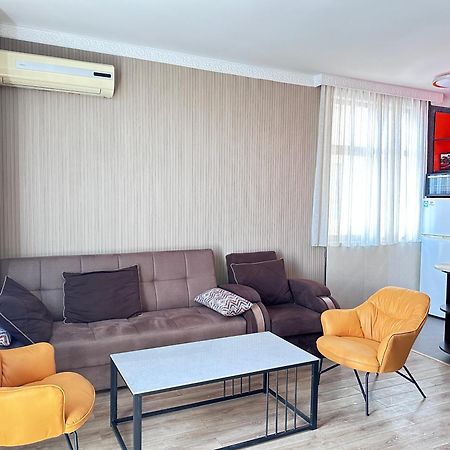 Apartament On Rustaveli Batoumi Extérieur photo
